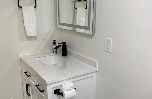 Taylorsville Apartamento | Adorable Studio by SLCC
