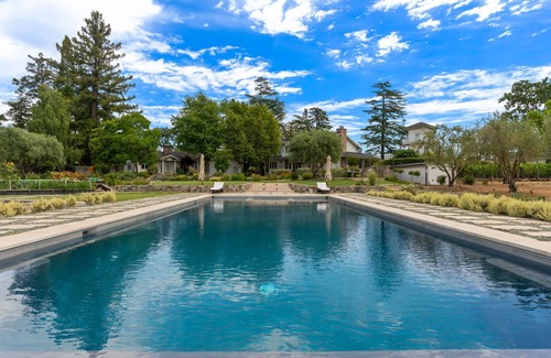 Vichy Springs Casa | Adorable studio cottage on 3.5 acres in Napa
