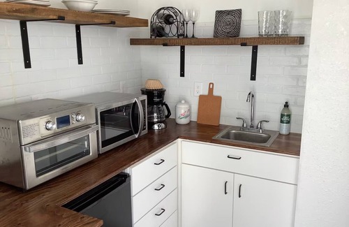 Central - Terry Cabaña | ★Adorable Tiny House near hospitals & breweries ★