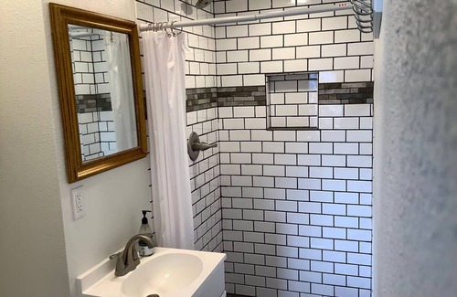 Central - Terry Cabaña | ★Adorable Tiny House near hospitals & breweries ★