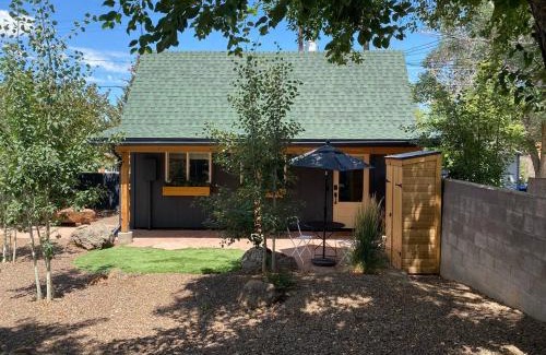 Williams Apartamento | Adorable Tiny House near Grand Canyon, Fire Pit and Walk to Town