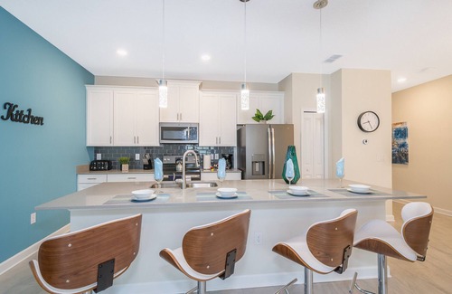 Kissimmee Chalet De Esquí | Adorable Townhouse 4Bed/3Bath/Pool/5Min Disney