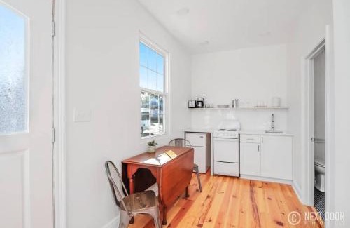 Treme Casa | Adorable Treme Nook- Renovated Private Apartment