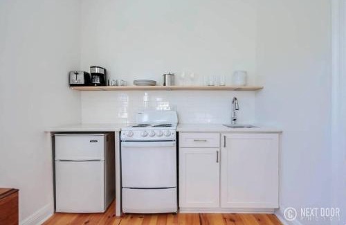 Treme Casa | Adorable Treme Nook- Renovated Private Apartment