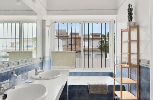 Marbella Apartamento | Adosado con solarium y piscina en Marbella Este - VISTAMAR 16