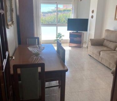 Adra Apartamento | Adra apartment 2nd line to sea