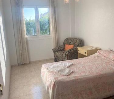 Adra Apartamento | Adra apartment 2nd line to sea