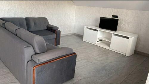 Boldur Casa | Adrianbook