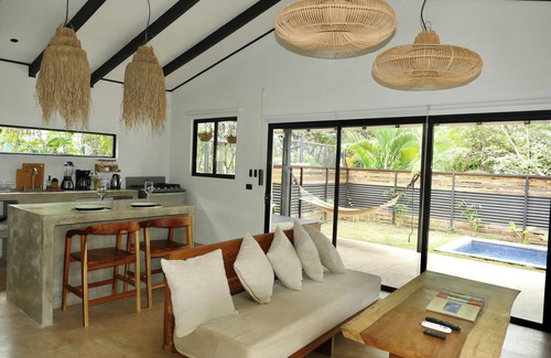 Carmen Casa | Aduana House