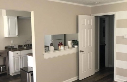 Holly Apartamento | Adventure Acres- Suite B8