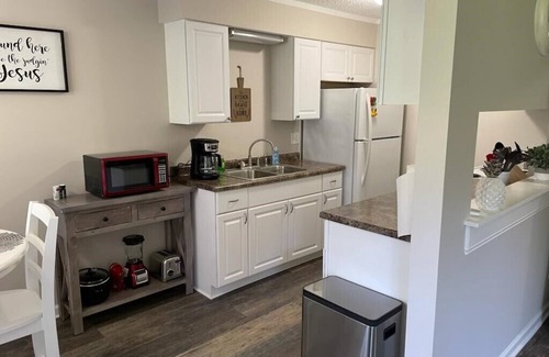 Holly Apartamento | Adventure Acres- Suite B8