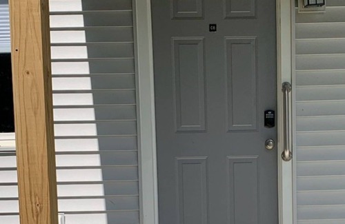 Holly Apartamento | Adventure Acres- Suite C8