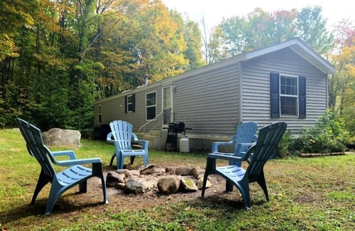 Barton Casa | Adventure awaits at Hikers Hideaway! Bike,Ski, ATV