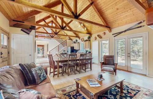 Deer Park Casa | Adventure Awaits Lodge