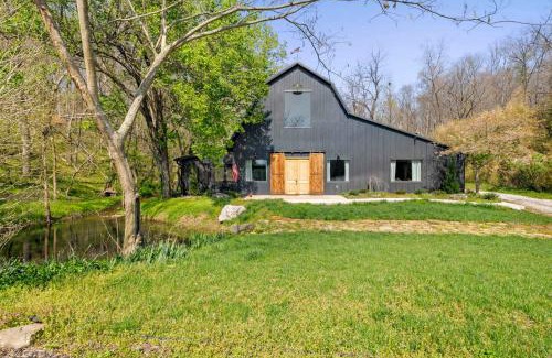 Bella Vista Casa | Adventure Barn-On Fixer to Fabulous-Outdoor Oasis