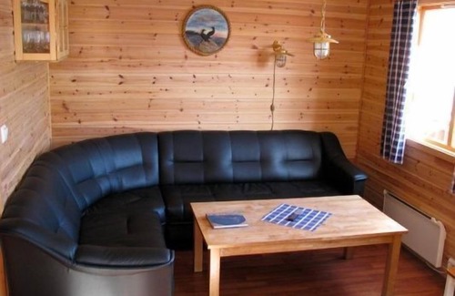 Mehamn Casa | Adventure Camp Mehamn