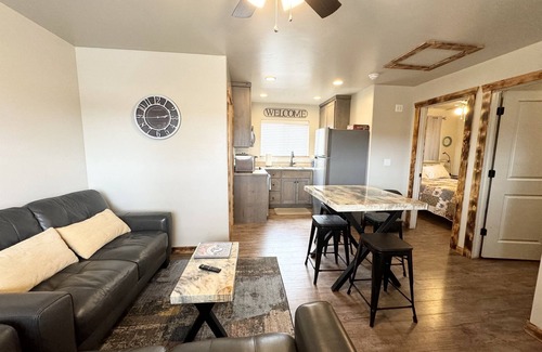 Moab South Valley Casa | #2 W/Balcony & Garage, Dog Friendly