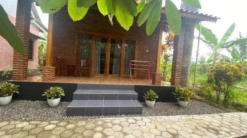 Sarongan Casa | Adventure Turtle Homestay Meru Betiri