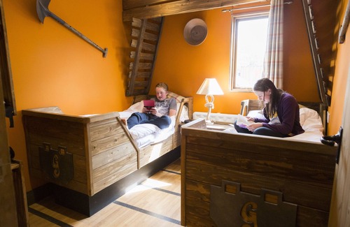Willen Cabina | Adventurer's Village Milton Keynes