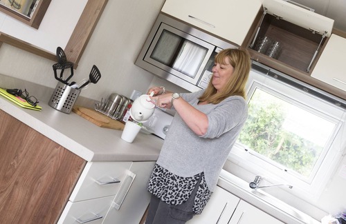 Willen Cabina | Adventurer's Village Milton Keynes