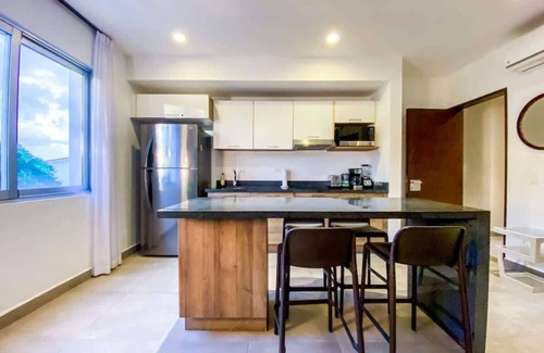 Akumal Apartamento | Adventurer’s 2BR Escape | Pool+BBQ + Walk to Beach