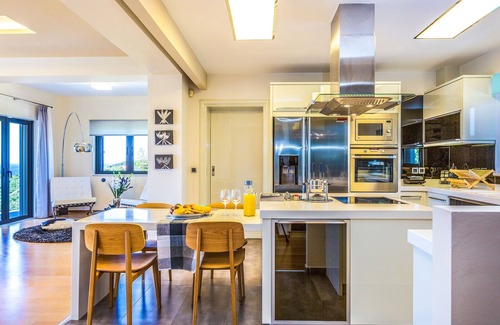 Kontomari Villa | Aegea Villa Chania: 5' to Beach / Private Heated Pool / Sea View / Gym