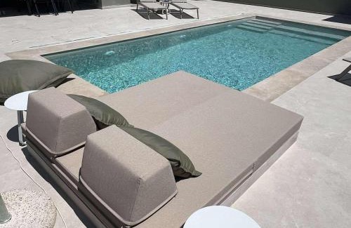 Velon Casa | Aelia Suites Corinth