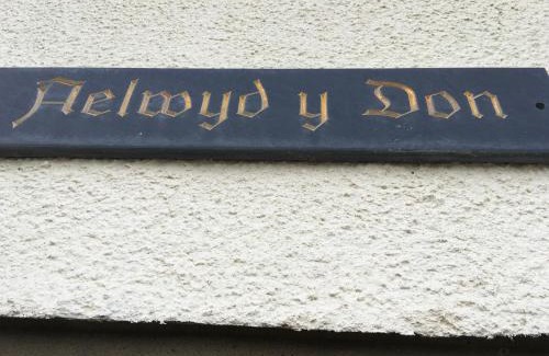 Tan-y-groes Casa | Aelwyd Y Don