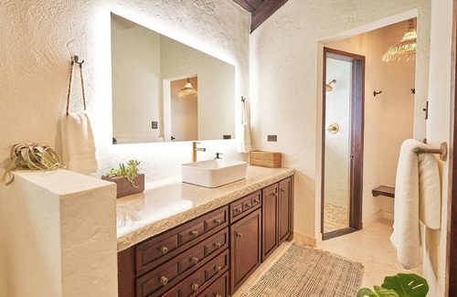 East End Apartamento | Aerial Presence Room