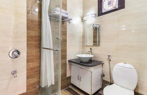 Mahipalpur Hotel | Hotel J.Palace Near IGI Airport