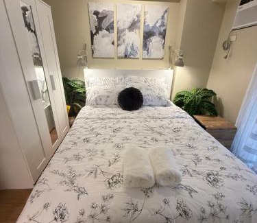Kapitolyo Apartamento | Aesthetic Cozy Modern Condo Apartment