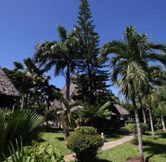 Galu Beach Villa | Aestus Villas Resort