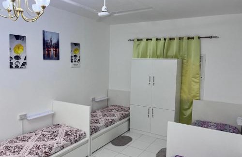 Al Mankhool Cama Y Desayuno | Afaf building