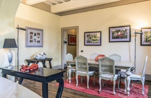 Massa Castello Casa | Affascinante e rilassante appartamento con piscina