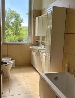 Ziano Piacentino Casa | Affittacamere Ami