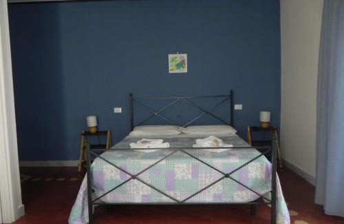 San Terenzo Monti Apartamento | Affittacamere Borgo degli Artisti boutique rooms