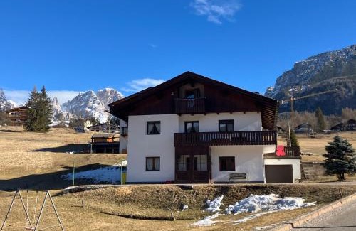 Cortina d'Ampezzo Casa | Affittacamere Iragidor