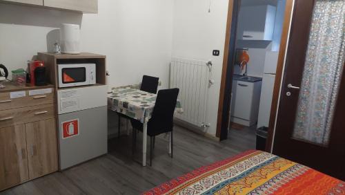 Bareggio Apartamento | Affitti brevi ferrera Monolocale Ferrera 20 minuti da RHO Fiera e San Siro
