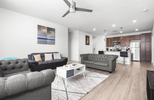 Fishers Apartamento | Affordable 2-Bedroom Fishers *Pool View*