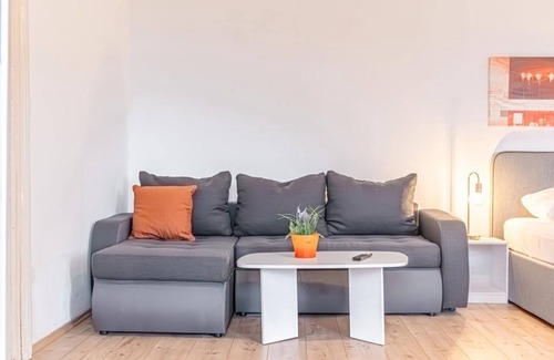 Wahring Apartamento | Affordable 2BR Apt -Perfect for Longstays