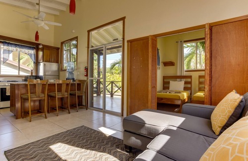 Placentia Cabaña | Affordable 2BR Casita with Prime Roadside Location