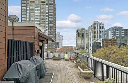 Belltown Apartamento | Affordable Belltown Condo Near Space Needle & Downtown