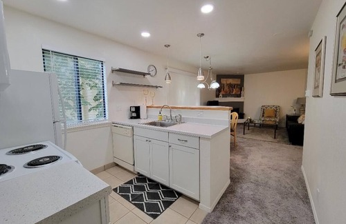 Englewood Condominio | AFFORDABLE DTC CONDO - 2ND FLOOR