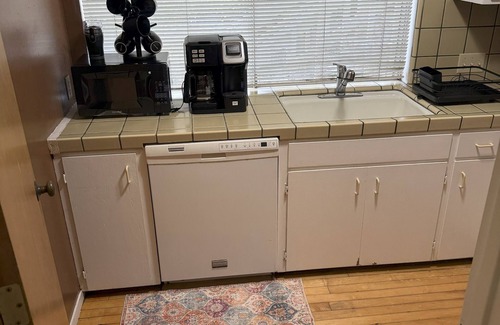 Half Moon Bay Casa | Affordable Ground Floor Unit In The Heart Of HMB Downtown: Former Mayor's House