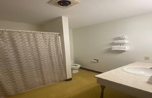 Lake City Casa | Affordable Lake City updated rooms
