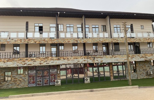 Kumasi Apartamento | Affordable Luxurious 1 BR Apartment In Kumasi. 24/7 electricity. Free Breakfast!
