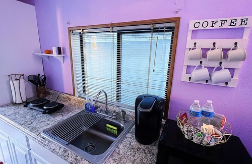 Renton Casa | AFFORDABLE & MODERN 1BR PRIVATE GUEST SUITE [ ~280 sq. ft. ]