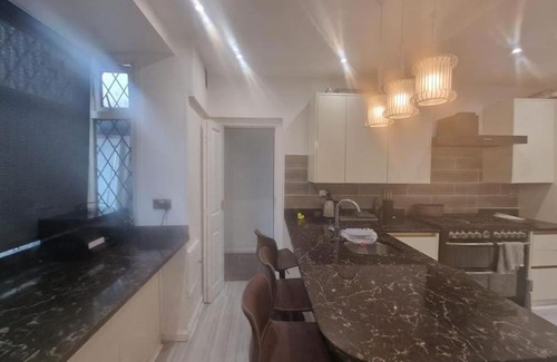 Heysham Casa | Massive 4 Bedroom detached house
