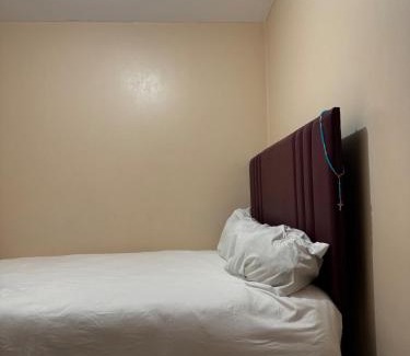 Central Province Apartamento | Affordable, Near UN, Fully-Furnished 1-Bedroom Gem