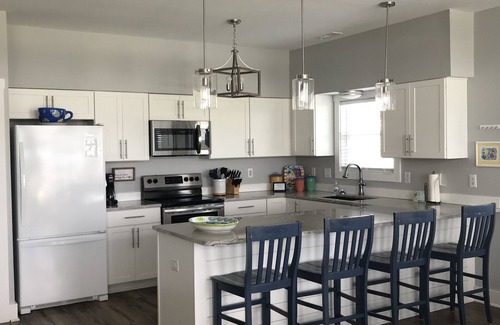 Emerald Isle Casa | Oceanfront asequible con piscina privada
